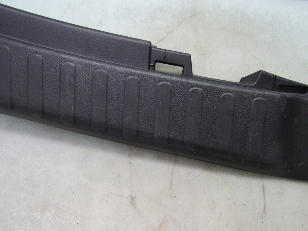 фото №6, Cr-v v 19r захист багажника поперечина задня заднього накладка пластик 84641-tla