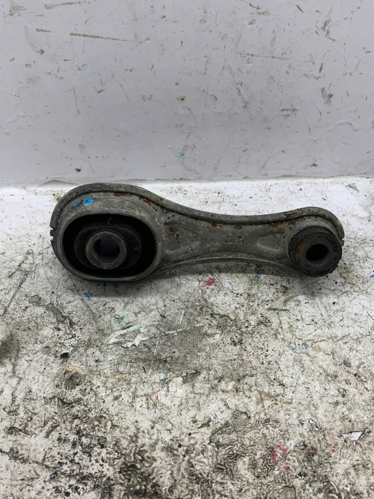 Купить Кронштейн кронштейн коробки renault twingo iii 2014-2018 1.0 sce