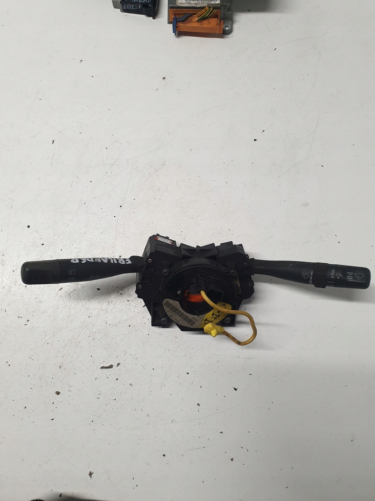 фото №1, Переключатель комбинированный переключатели freelander xrc100390