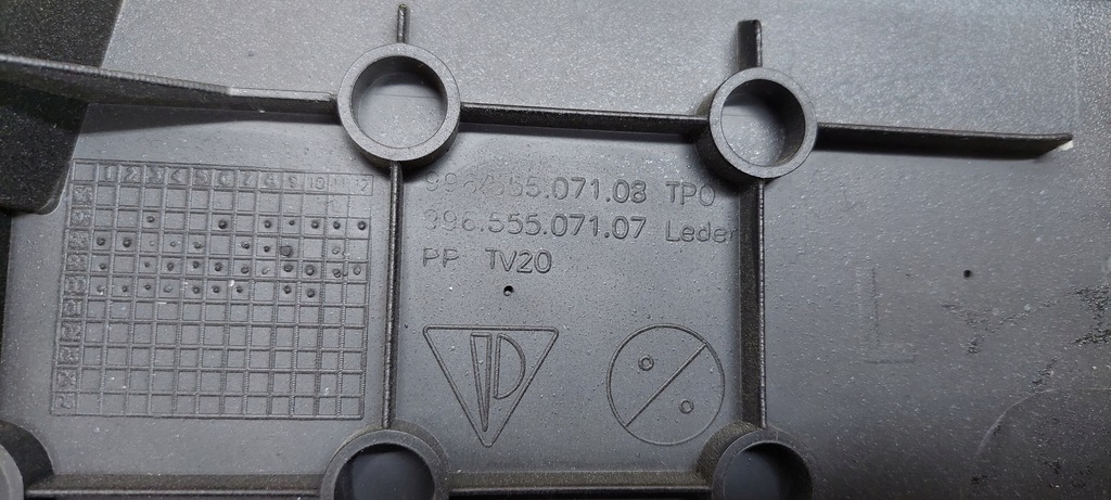 фото №5, Оббивка обшивка задня лівий porsche 911 996