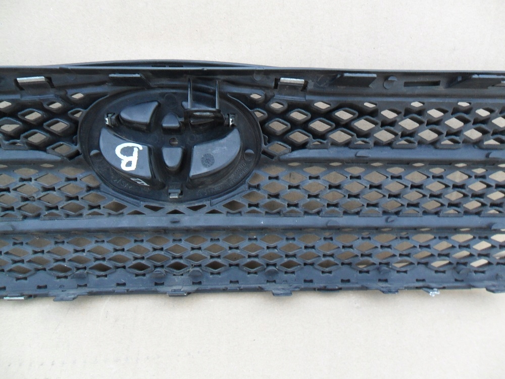 фото №9, Toyota corolla hb e12 2002 2003 решётка радиатора решётка радиатора