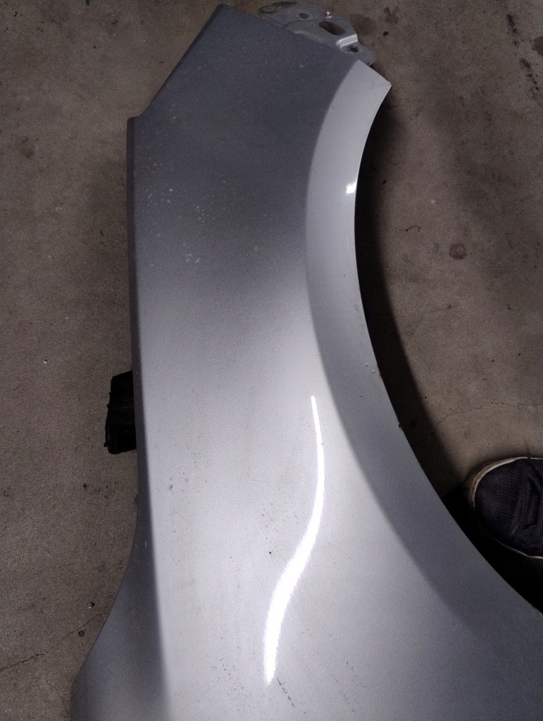 Крыло  правый  перед передний opel astra j z176 с Разборки