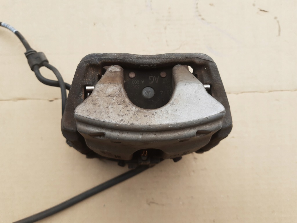 фото №6, Mercedes c w205 glc x253 супорт правий задня 300mm