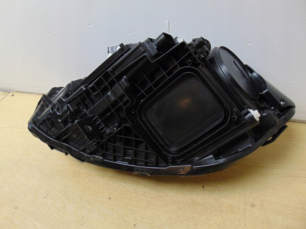 фото №14, Лампа права перед mercedes w177 europa a1779063805