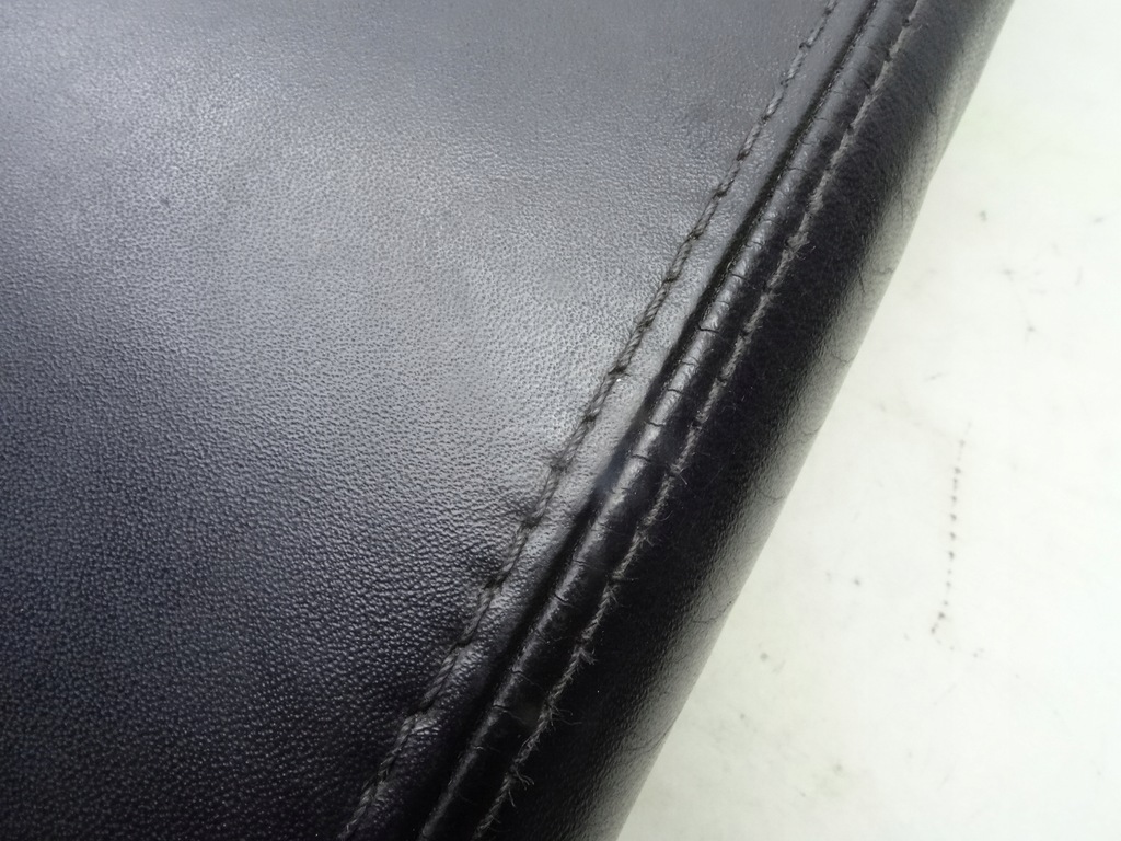 фото №5, Audi a8 d2 подлокотник кожа soul чёрный доставка