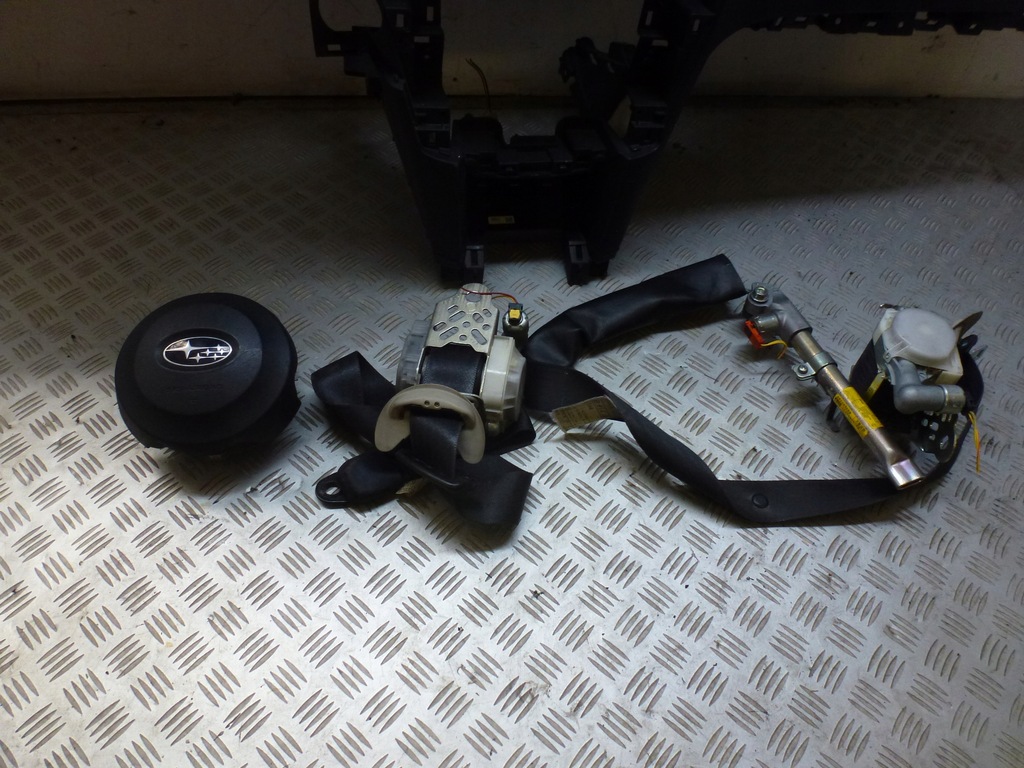 фото №5, Приборная панель консоль kopit ремни подушка безопасности legacy v 09-14 kpl