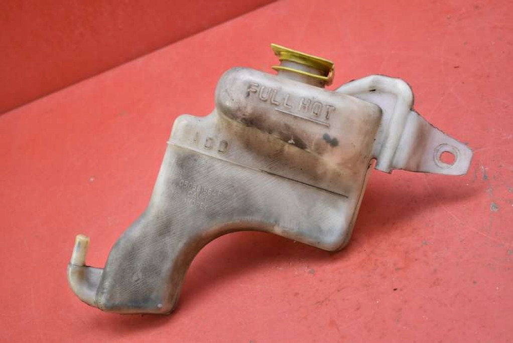 Бачок розширювальний 05058156af dodge caliber 1.8 16v 150 km 06-12 в Україні