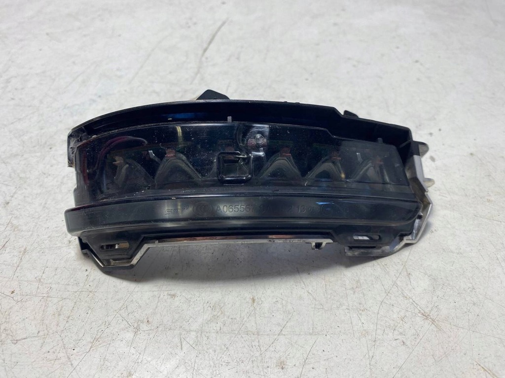 фото №1, Land rover range rover velar 2021 правая сторона поворотники 20916252