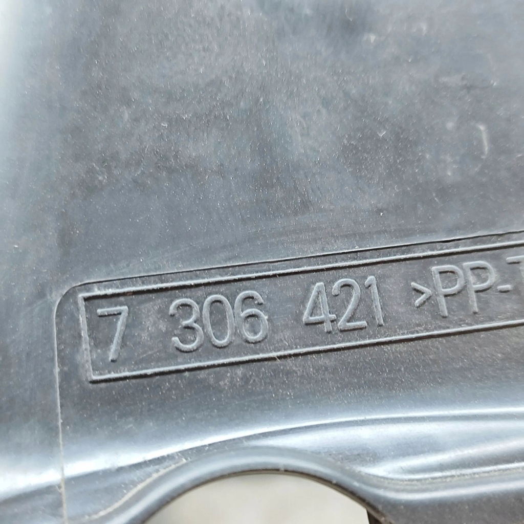 фото №6, Bmw i3 2020 частина труби впуску повітря