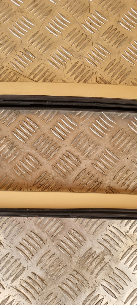 Mercedes w213 рейлінги дахові комплект ліва + права a2138900493 a2138900393 Київ