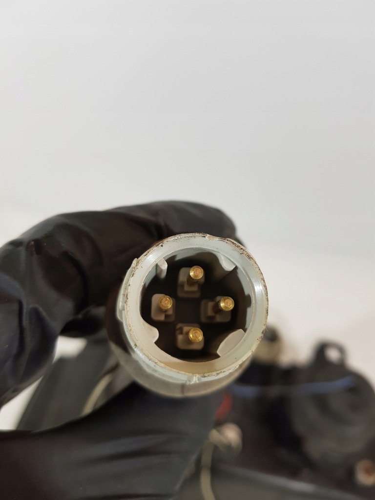 фото №7, Лампа правый перед bmw e36 mpakiet czarna кольца