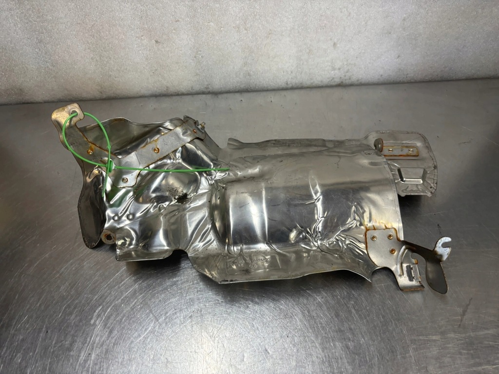 фото №1, Захист теплова mercedes cls c257 a2561420800