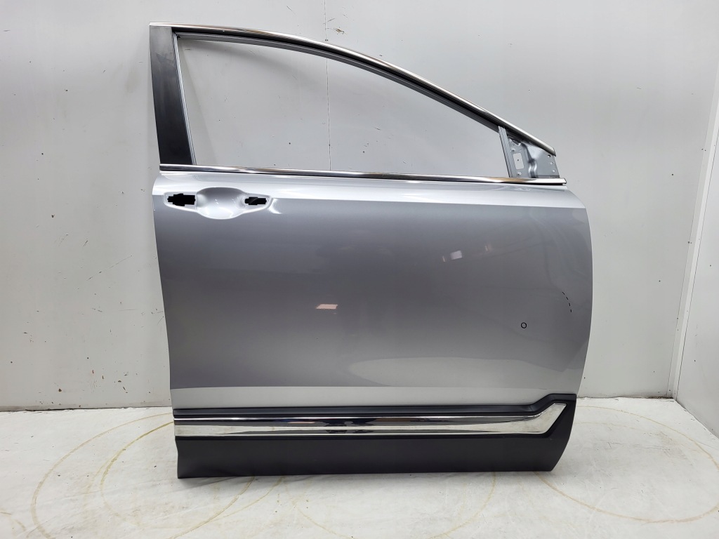 Купити Дверей перед праве  honda cr-v 5 crv 5 18+