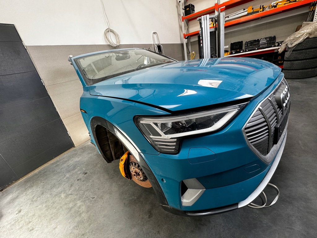 фото №6, Audi e-tron 4ke лампы капот бампер крыло радиатор pas kompletny перед