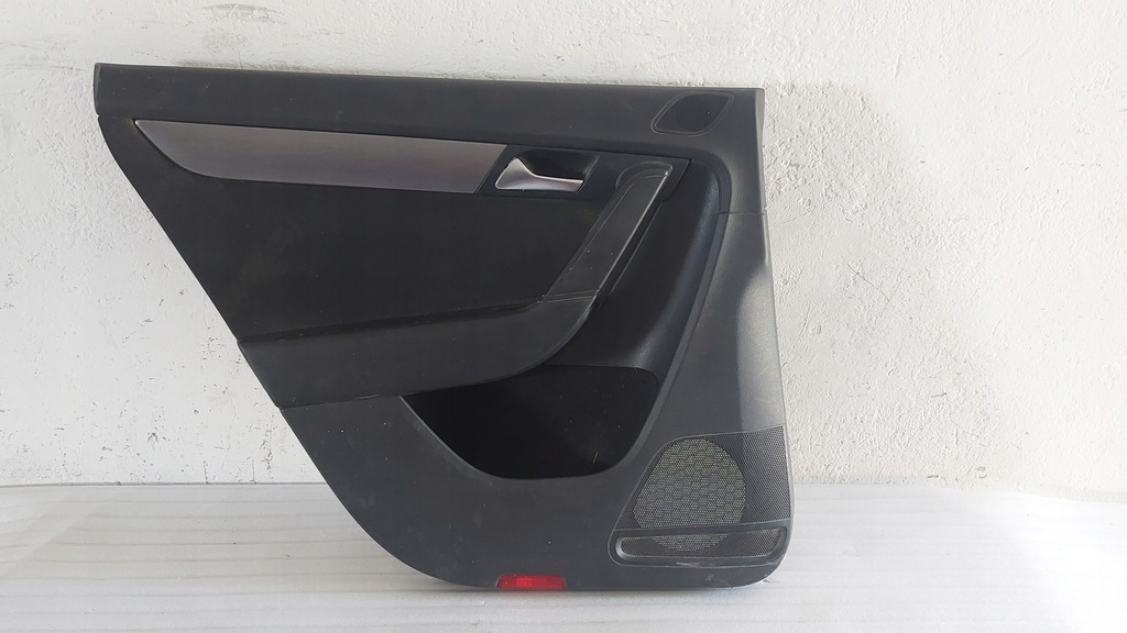 фото №1, Vw passat b7 kombi обшивка левый задняя