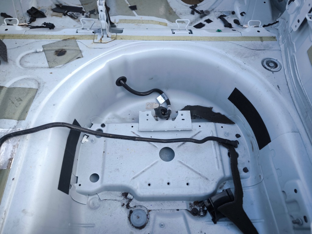 фото №6, Четверть поддон pas задний audi a1 8x3 3-дверь 2010-2018 оригинал !!