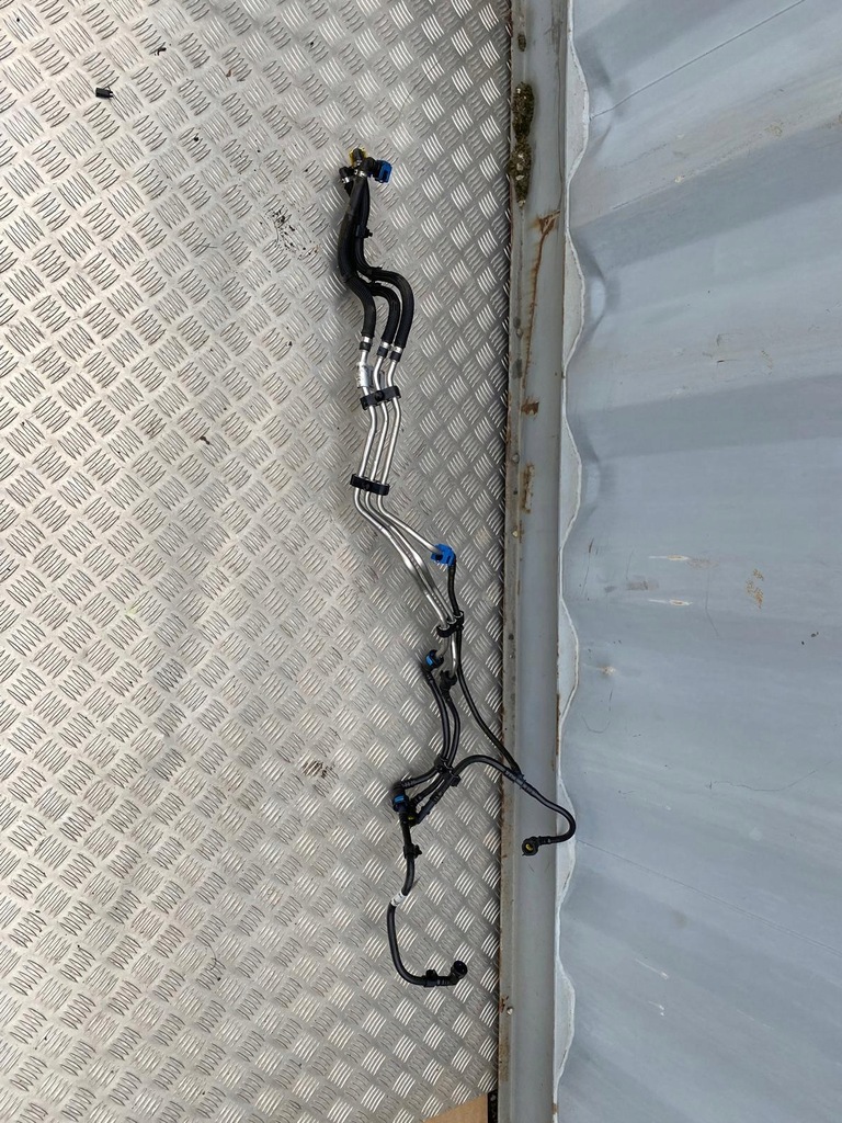 фото №2, Land rover range rover l461 шланг трубка пального m8e2-9j280-af