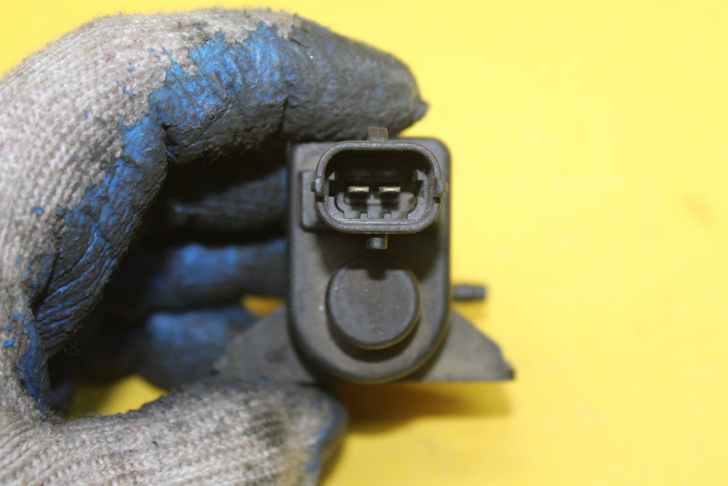 фото №5, Клапан вакууму 55574896 astra k 1.6 cdti