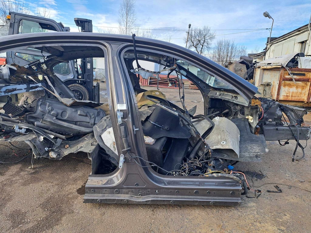 фото №4, Bmw f10 порог правый блок двигателя средний четверть a17