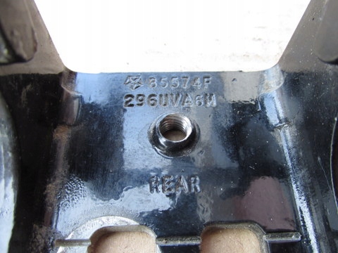 фото №5, Cherokee liberty kj 2002-2007r петля двері правий задня верхній + нижній комплект