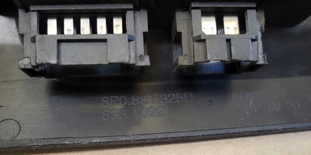 фото №9, Перемикачі регулювання захист сидіння лівий перед audi a3 8p оригінальний номер eu czarna