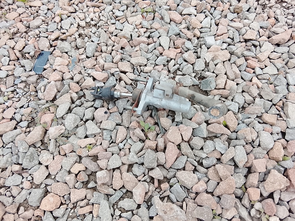 фото №1, Toyota hilux vii 2012 -насос сцепления