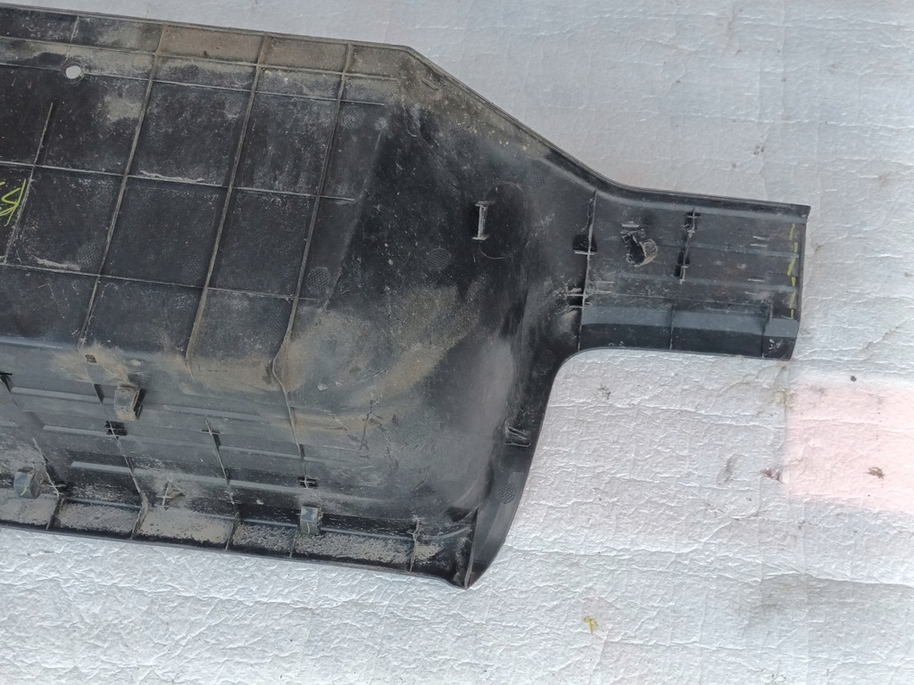 фото №6, Бампер задній середина toyota hilux viii задня