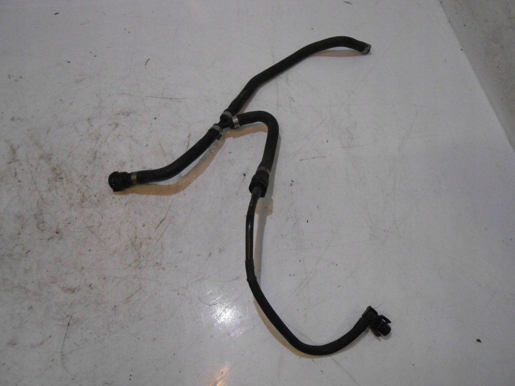 Купити Bmw f20 f21 труба системи охолодження патрубок водяний з'єднувач шланг 8514456