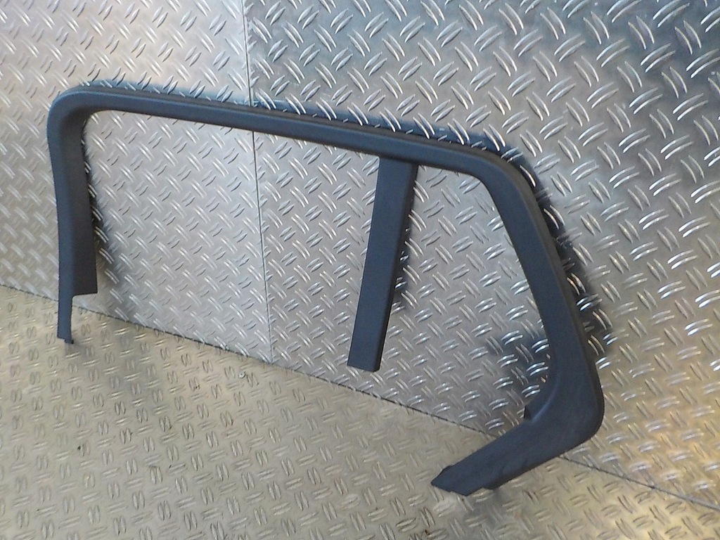 фото №2, C klasa w205 combi молдинг рамка двері правий задня