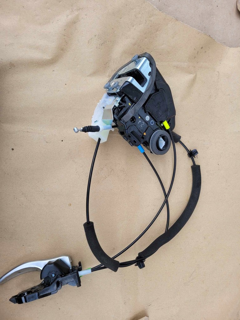 фото №2, Замок дверь левый задняя toyota chr ch-r lift 2021