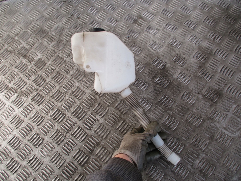 фото №5, Бак омывателя 4m51-17610 volvo v50 04-07 r.