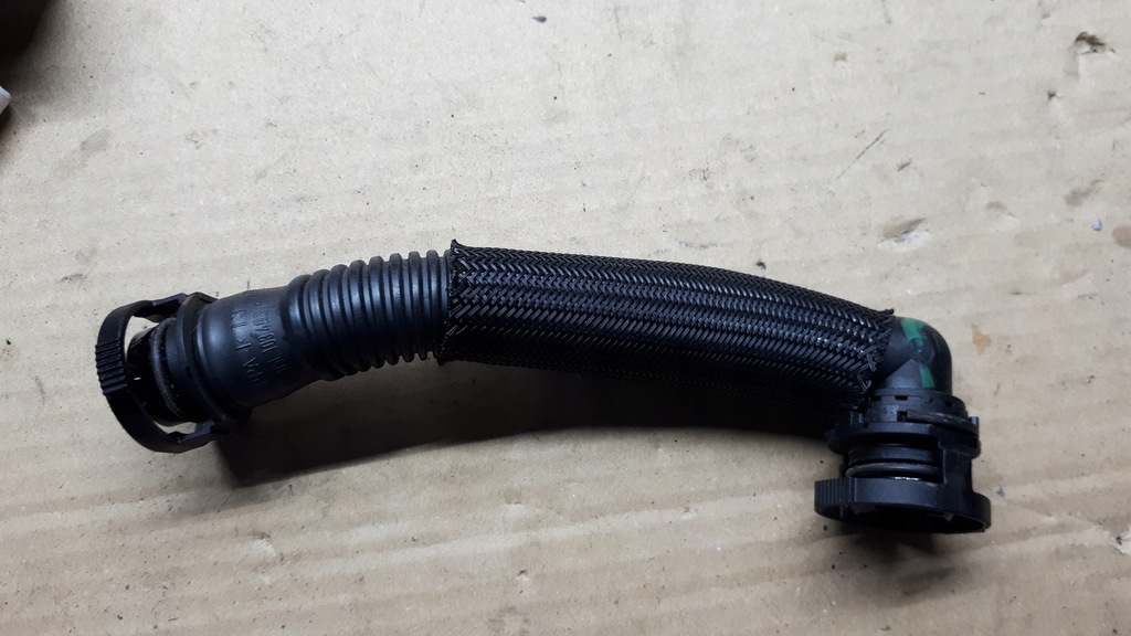 фото №1, A4 b9 lift шланг трубка вентиляция картера 2.0 tdi a5 8w