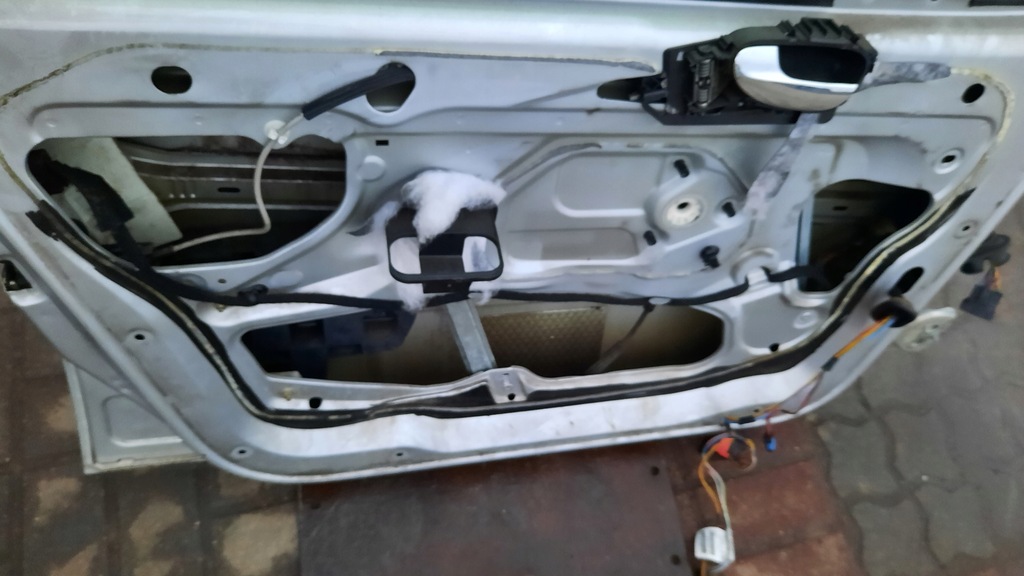 фото №9, Дверь левый перед peugeot 407