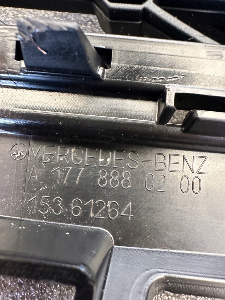 фото №3, A klasa w177 diamond piano black решётка радиатора na радар a1778880200....