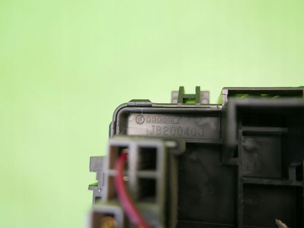 фото №7, Коробка запобіжників kia carnival i 2.9tdi 99-01