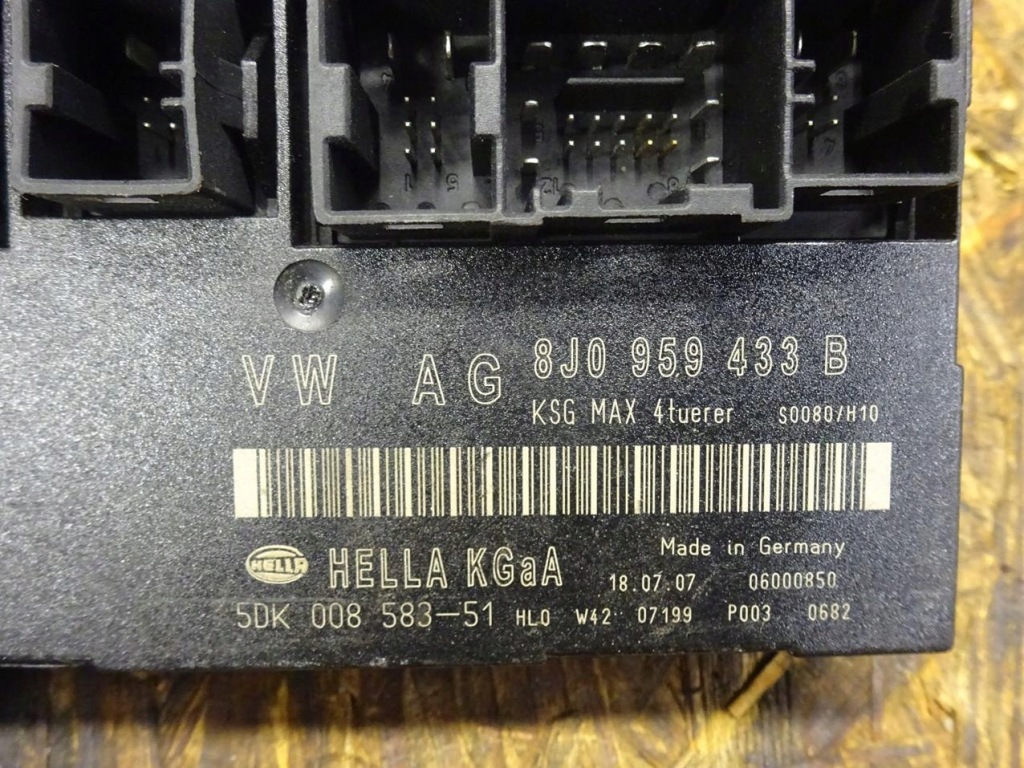 фото №7, Audi tt 8j r32 06-14 модуль комфорта 8j0959433b