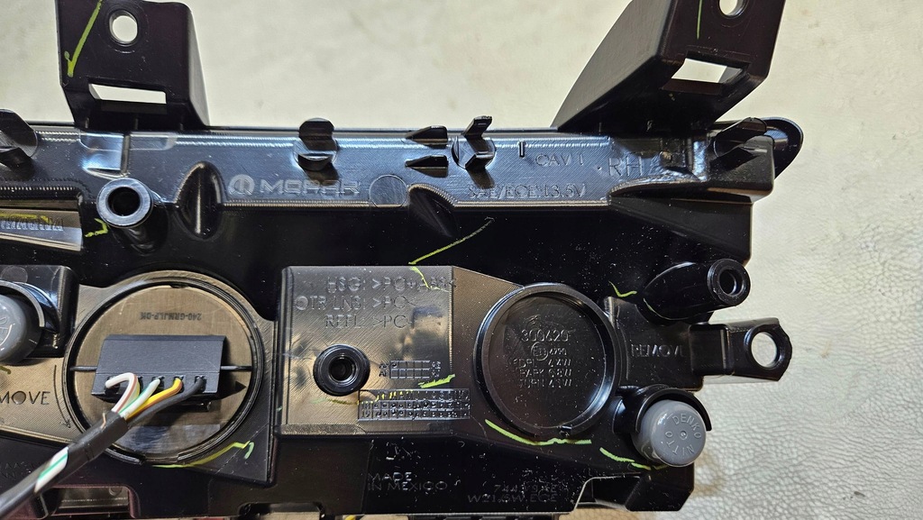 фото №9, Противотуманная фара led правый jeep wrangler iv jl 55112884af