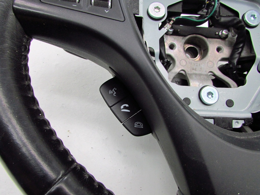 фото №8, Suzuki kizashi повітропровід шкіряний багатофункціональний пелюстки перемикання 09-14r