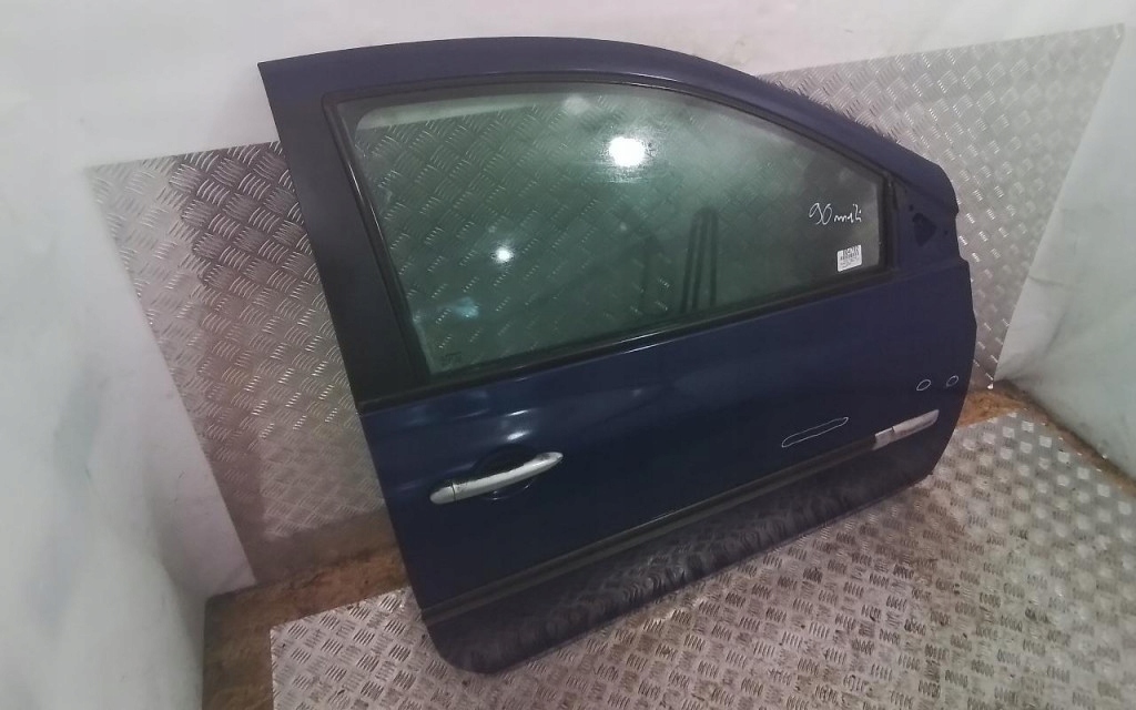 фото №4, Renault clio iii 3d перед правое dv460