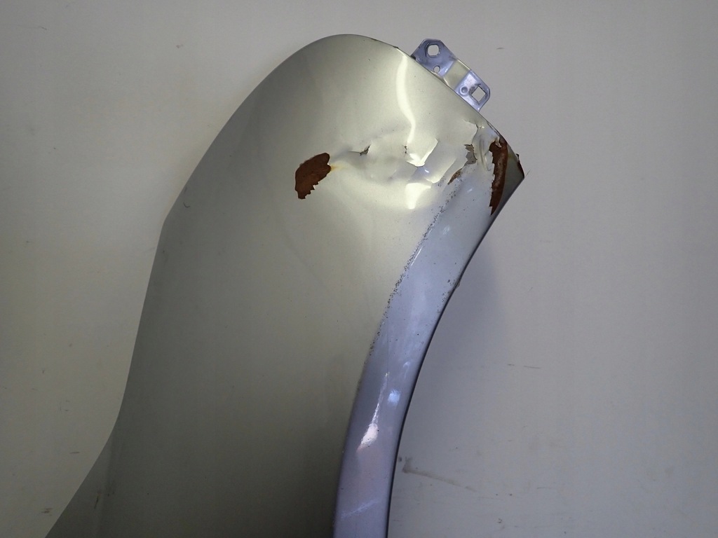 фото №10, Mitsubishi grandis 04-11 крила передній правий