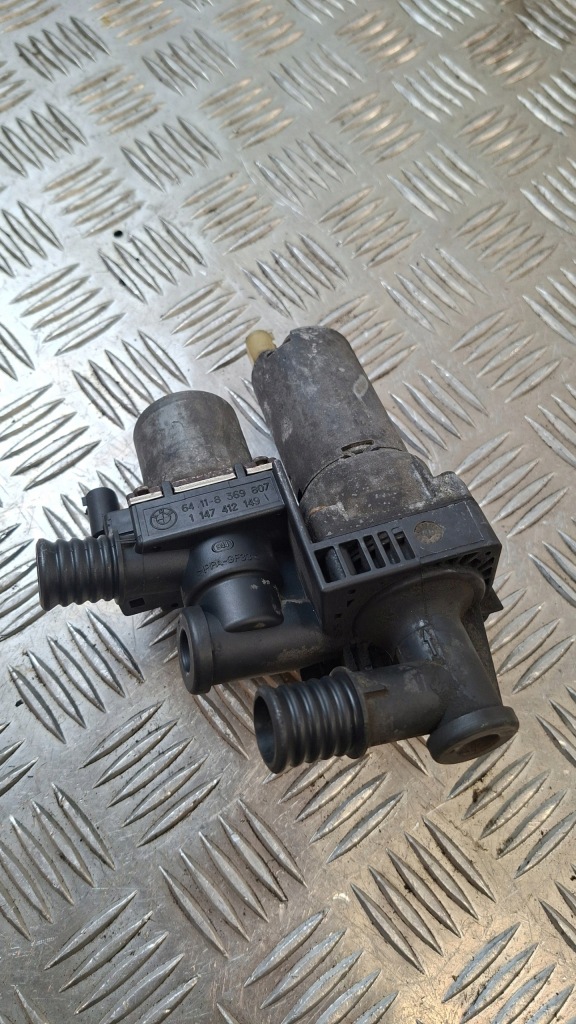 Купити Електроклапан води bmw e46 2.0d