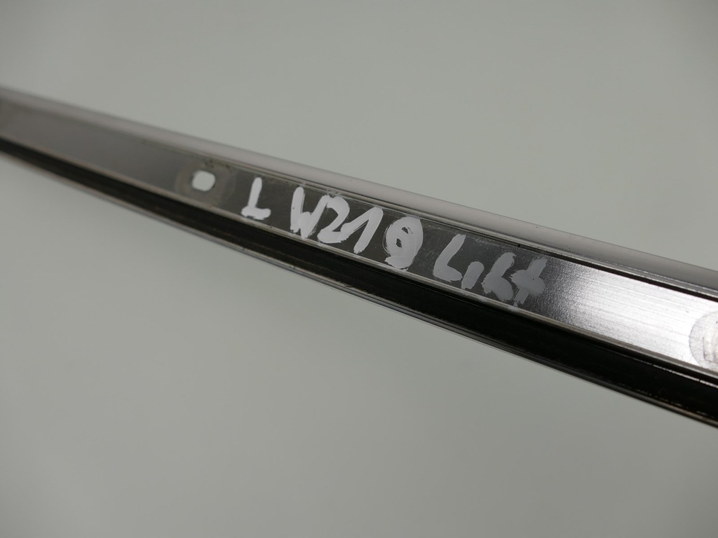 фото №9, Mercedes cls w219 li молдинг кузовная левая хром