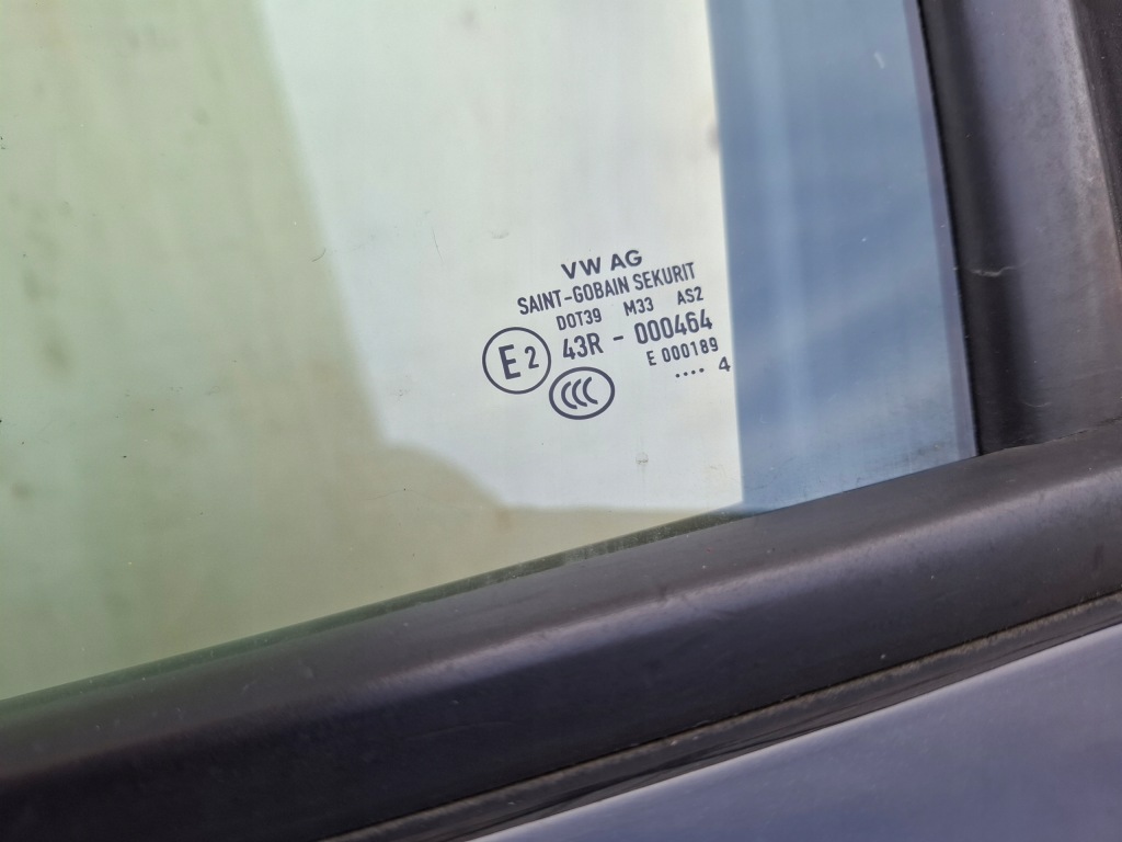 фото №10, Дверь левая перед задняя vw up 14r чёрные