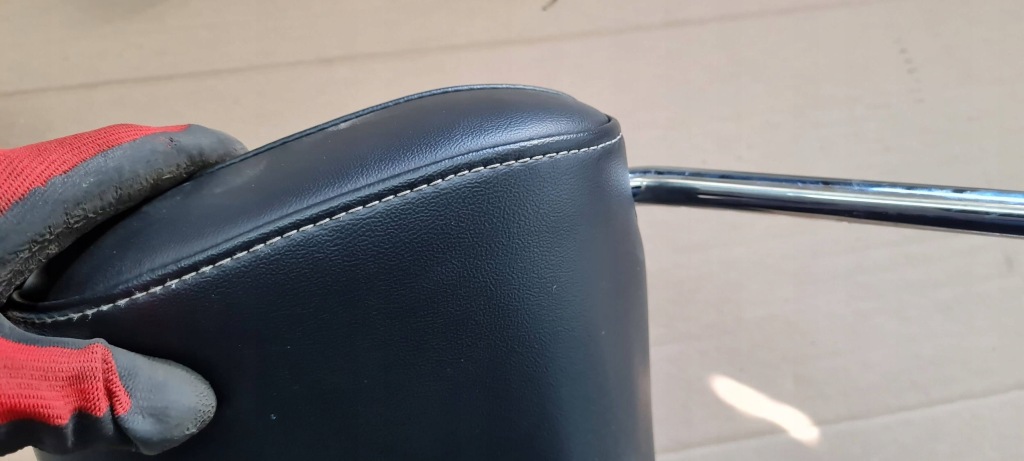 Jeep grand cherokee wl 2022 підголівник сидіння перед передній шкіра чорна Зі Шроту