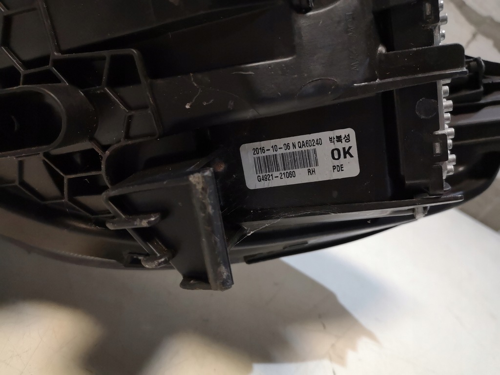 фото №9, Лампа правая передняя hyundai i30 full led 17-eu