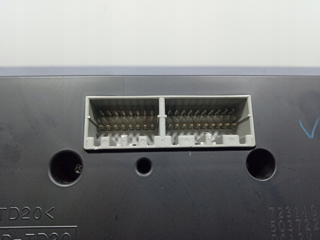 фото №5, Subaru forester ii sg lift панель кондиционера 72311sa160