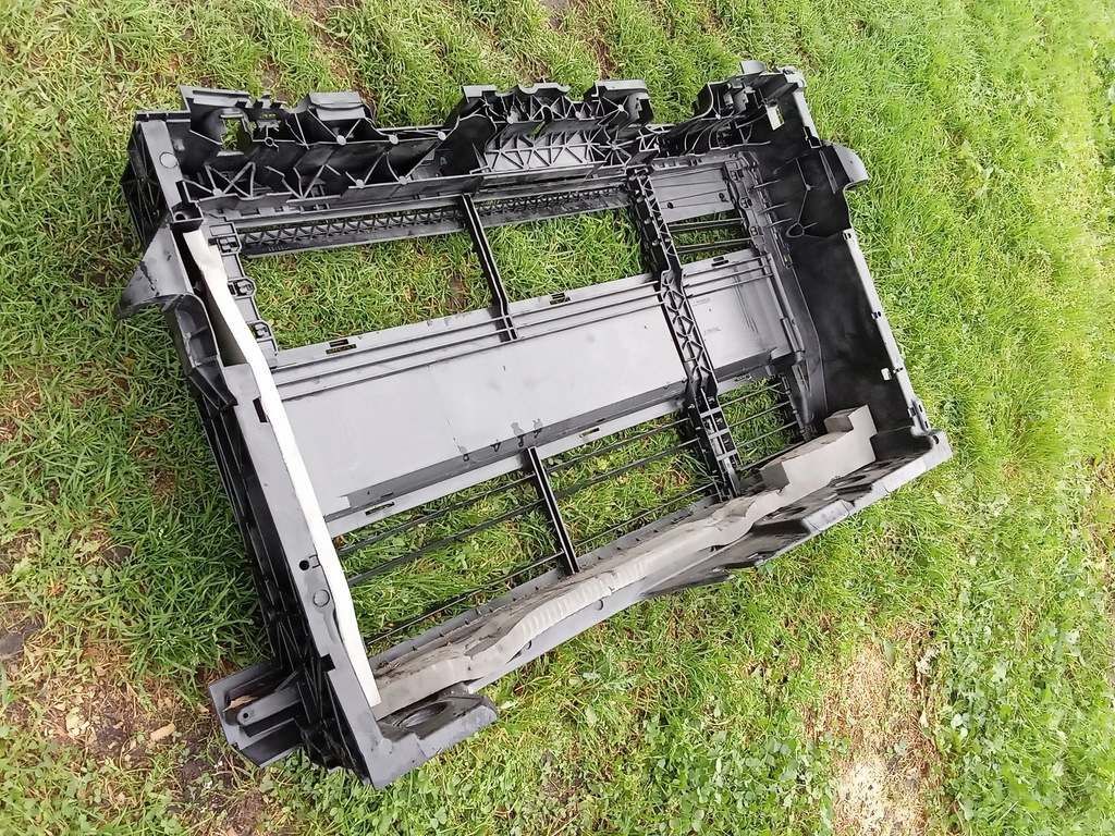 фото №9, Ford fiesta mk8 pas передній жалюзі