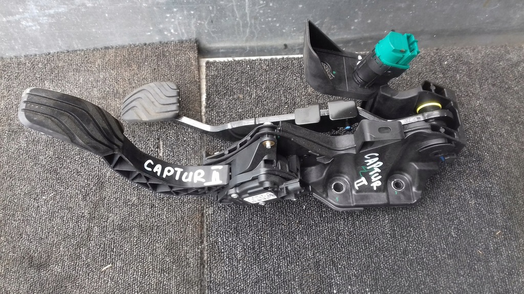 фото №1, Педаль гальма газу 180100879r renault captur ii