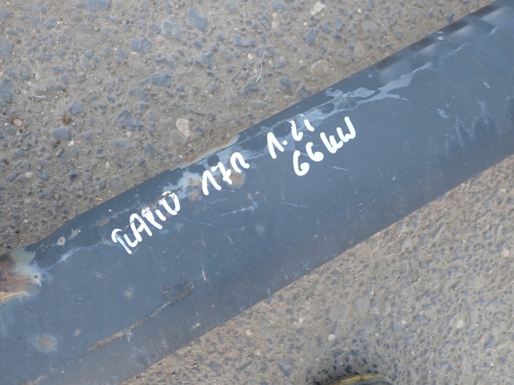 Балка oś подвеска задний  комплектная диск 2xzacisk skoda rapid 2017r 1.2i с Разборки