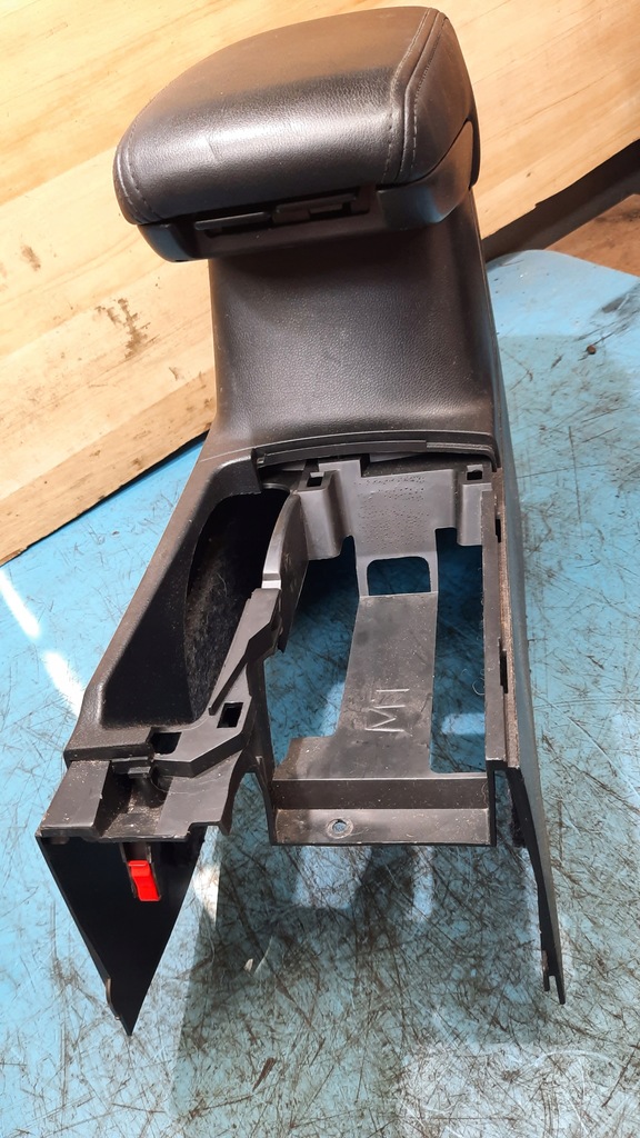 фото №4, Подлокотник mitsubishi outlander i 03-06r